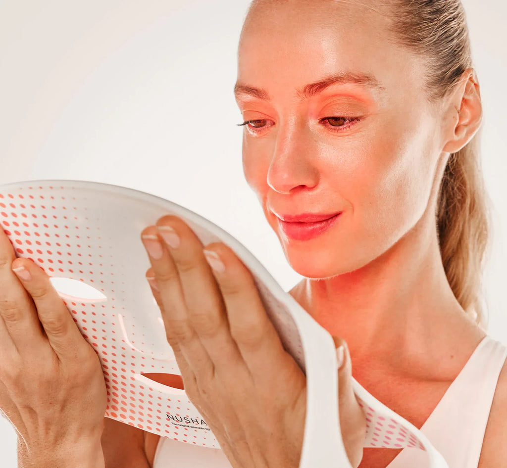 Green Tea and Red Light Therapy: The Study Behind Enlumine